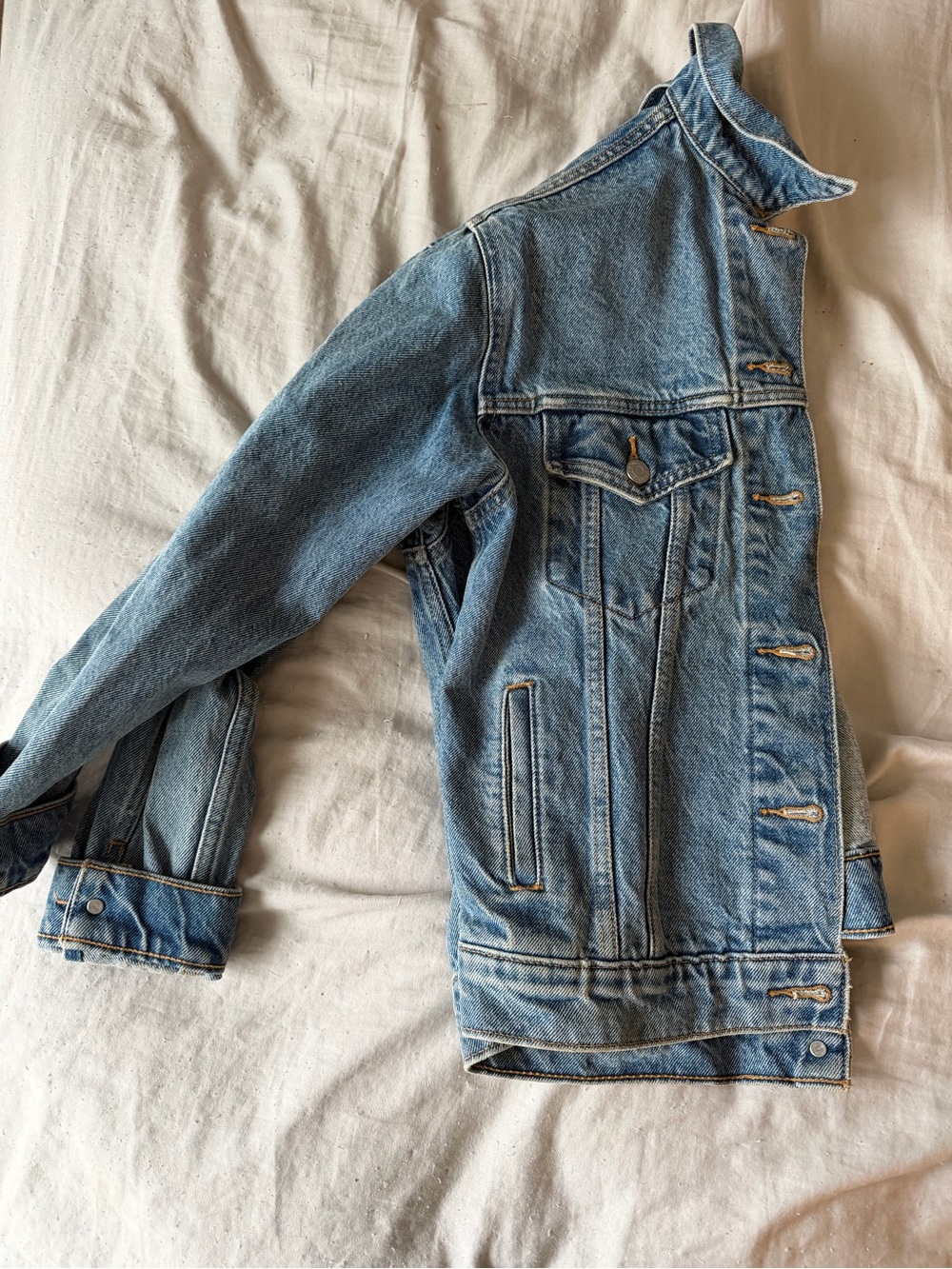 Levi's Light Blue Denim Jacket with Tan Leather Label